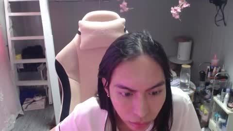 ELYSE A SIMPLE GIRL online show from 12.03.25