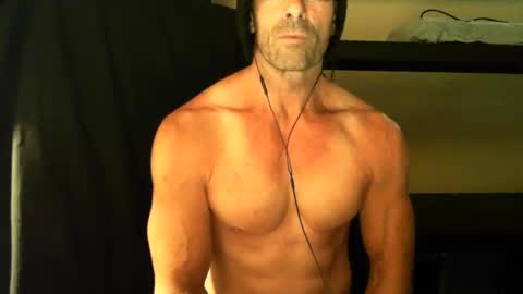 Snapshot of monsterdildos chatting on 02.02.25 monsterdildos online show from 02.02.25