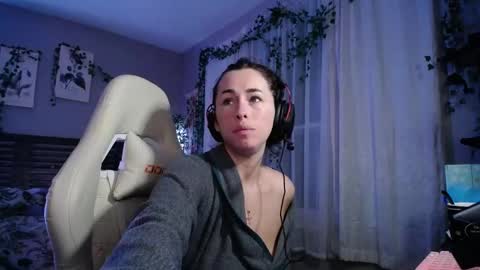 Snapshot of monstrumologist chatting on 12.28.24 Lydia Mooney online show from 12.28.24