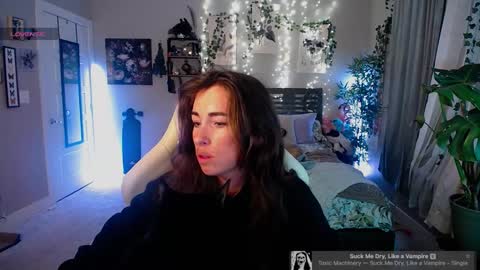 Snapshot of monstrumologist chatting on 01.16.25 Lydia Mooney online show from 01.16.25