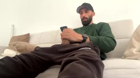 Snapshot of montii90 chatting on 10.16.25 montii90 online show from 10.16.25