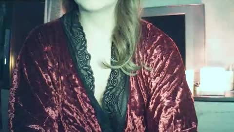 moodiemira online show from 02.14.26