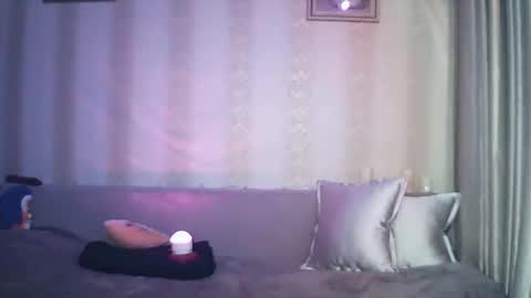 moodiemira online show from 02.21.26