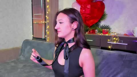 Ari online show from 02.20.25