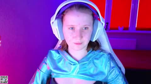 Lola online show from 11.26.25