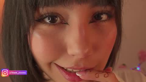 Snapshot of moon_eyess chatting on 03.19.26 Im a independent model Welcome online show from 03.19.26