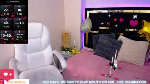 Snapshot of moon_water__ chatting on 03.06.25 Moon Water online show from 03.06.25