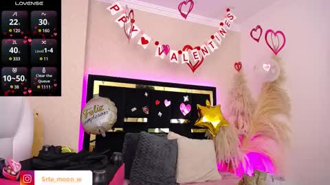 Snapshot of moon_water__ chatting on 03.08.25 Moon Water online show from 03.08.25