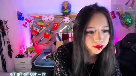 Snapshot of moon_water__ chatting on 06.24.26 Moon Water online show from 06.24.26