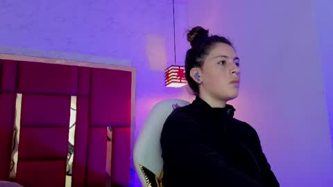 Snapshot of moon_winy chatting on 03.14.26 Winy online show from 03.14.26