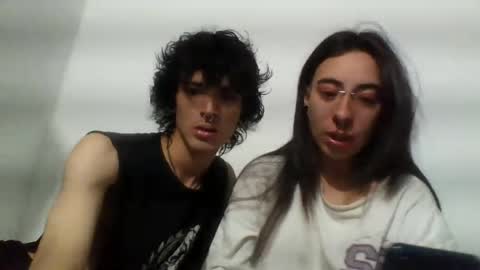 Snapshot of moonandzukko chatting on 06.26.26 moonandzukko online show from 06.26.26