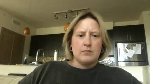 Snapshot of moonbeam1991 chatting on 07.03.26 Sloane online show from 07.03.26