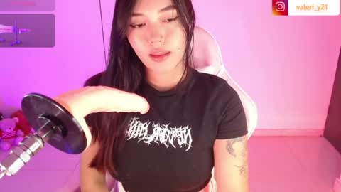 Snapshot of moonbella_bell chatting on 06.14.26 bell online show from 06.14.26