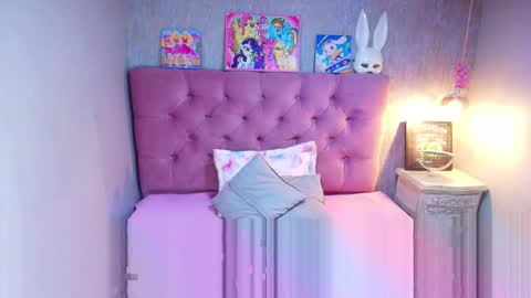 Charlotte online show from 04.14.26