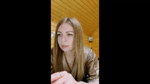 Snapshot of mooncipher chatting on 06.16.26 Veronika online show from 06.16.26