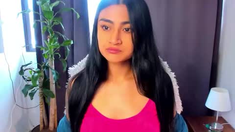 moonie_baddie31 online show from 09.25.25