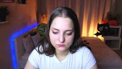 Lina online show from 10.20.25