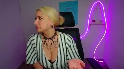 Susanna online show from 04.03.26