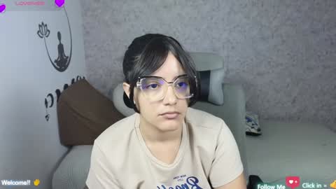 Snapshot of moonwoman_ chatting on 01.09.25 Moon Woman online show from 01.09.25
