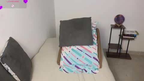 Moon Woman online show from 04.11.26