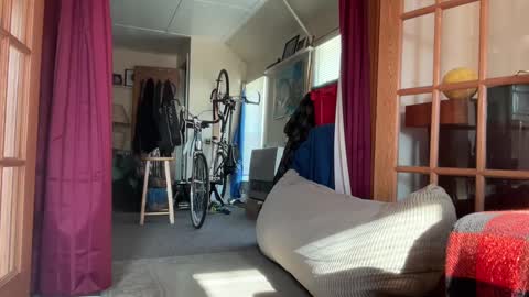 Snapshot of moony__ chatting on 03.01.25 Moon online show from 03.01.25