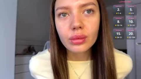 Fleyva online show from 10.15.25