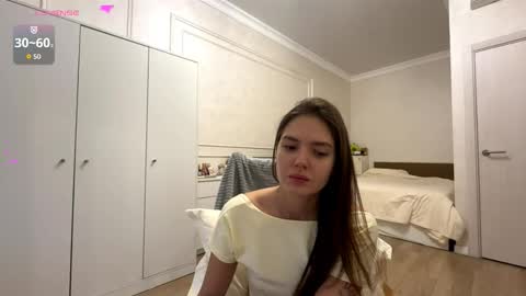 Fleyva online show from 10.19.25