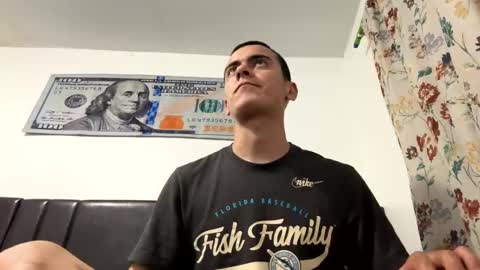 Snapshot of morbiroth196949 chatting on 02.14.25 morbiroth196949 online show from 02.14.25