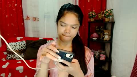 Snapshot of morena_cockts chatting on 02.04.25 rondina online show from 02.04.25