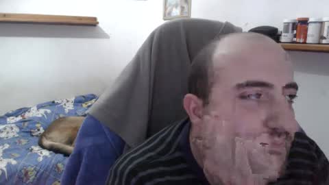 Snapshot of morenoch19 chatting on 12.21.24 alejo online show from 12.21.24