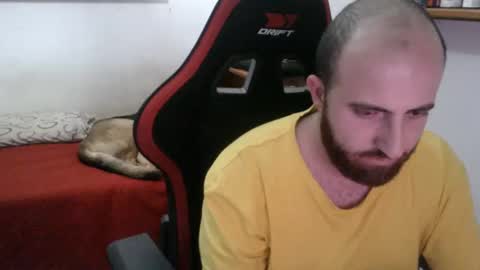 Snapshot of morenoch19 chatting on 03.06.25 alejo online show from 03.06.25