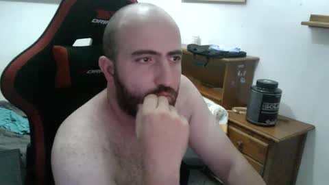 Snapshot of morenoch19 chatting on 09.09.25 alejo online show from 09.09.25