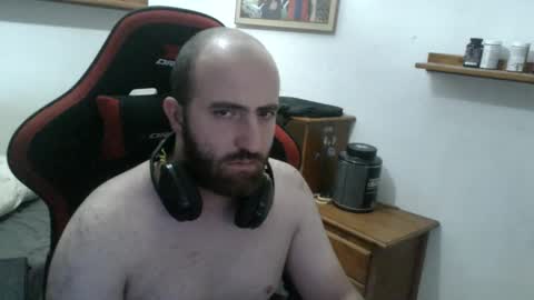 Snapshot of morenoch19 chatting on 09.23.25 alejo online show from 09.23.25