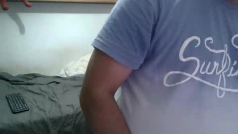 Snapshot of morenoch19 chatting on 10.07.25 alejo online show from 10.07.25