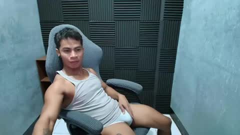 Snapshot of morenojake chatting on 05.03.26 morenojake online show from 05.03.26