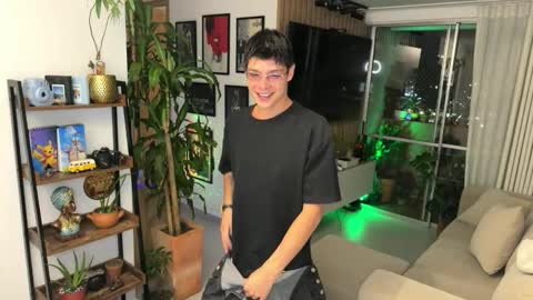   online show from 03.25.26