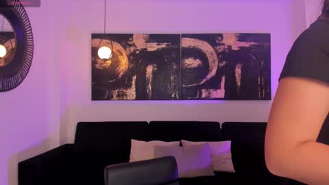 Morgan Hicks online show from 03.12.26