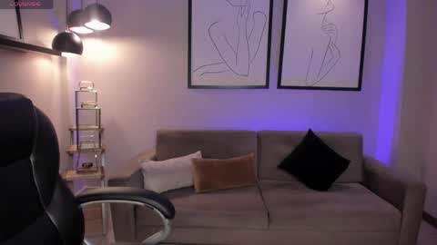 Morgan Hicks online show from 03.26.26