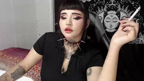 Morgan Moon online show from 11.11.25