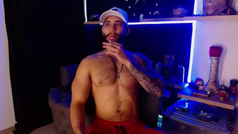 Snapshot of morgann_jones chatting on 03.02.25 morgan online show from 03.02.25