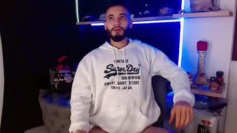 Snapshot of morgann_jones chatting on 03.06.25 morgan online show from 03.06.25