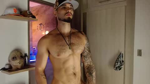 Snapshot of morgann_jones chatting on 09.09.25 morgan online show from 09.09.25