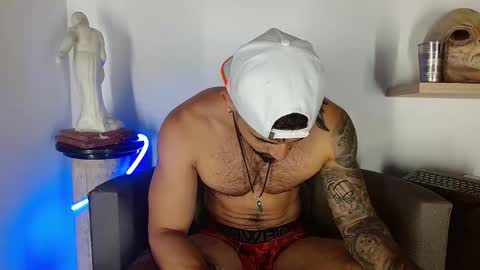 Snapshot of morgann_jones chatting on 09.11.25 morgan online show from 09.11.25