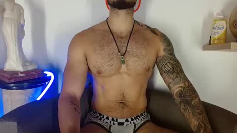 Snapshot of morgann_jones chatting on 09.14.25 morgan online show from 09.14.25