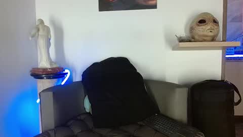 Snapshot of morgann_jones chatting on 09.21.25 morgan online show from 09.21.25