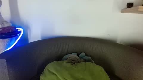 Snapshot of morgann_jones chatting on 10.18.25 morgan online show from 10.18.25