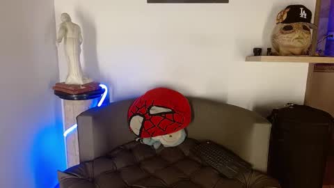 Snapshot of morgann_jones chatting on 11.02.25 morgan online show from 11.02.25