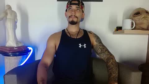 Snapshot of morgann_jones chatting on 11.09.25 morgan online show from 11.09.25