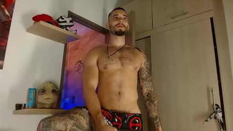 Snapshot of morgann_jones chatting on 11.24.25 morgan online show from 11.24.25