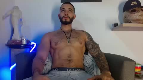 Snapshot of morgann_jones chatting on 01.31.26 morgan online show from 01.31.26